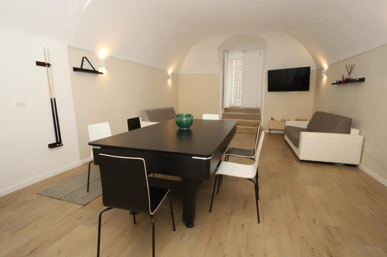 Apartment Dante-port'alba Exclusive Neapel
